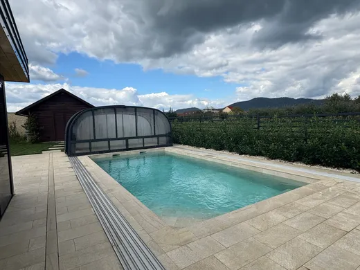 Proiect Recea, Maramureș - Acoperiri în București, realizată de Piscine Design (fotografia 11)