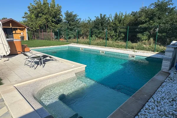 Piscina noastră de acasă